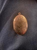 Vintage Medaillon met Bloemmotief, Gebruikt, Ophalen of Verzenden, Goud, Overige materialen