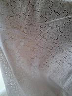 Witte Kant Stof broderie, Hobby en Vrije tijd, Stoffen en Lappen, 120 cm of meer, Wit, Ophalen of Verzenden, Kant