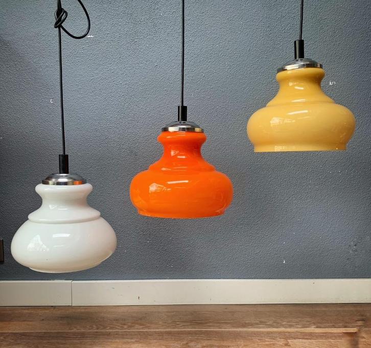 Glazen hanglamp (per stuk) wit geel - vintage retro lamp, Huis en Inrichting, Lampen | Hanglampen, Gebruikt, Minder dan 50 cm