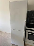 Bosch KGV33GW31 Koelvriescombinatie, Ophalen, 200 liter of meer, 60 cm of meer, Met aparte vriezer
