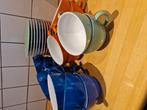 Gekleurde kop en schotels, Huis en Inrichting, Keuken | Servies, Ophalen of Verzenden, Aardewerk, Overige stijlen, Kop(pen) en/of Schotel(s)