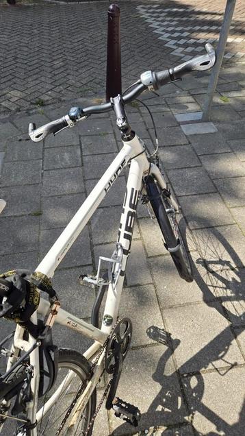 Bicycle  beschikbaar voor biedingen