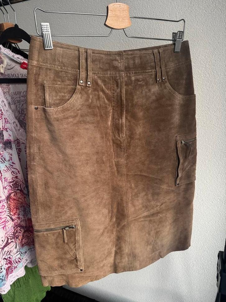 Vintage Arma lederen midi rok met zakken, Kleding | Dames, Rokken, Zo goed als nieuw, Maat 38/40 (M), Bruin, Onder de knie, Ophalen of Verzenden