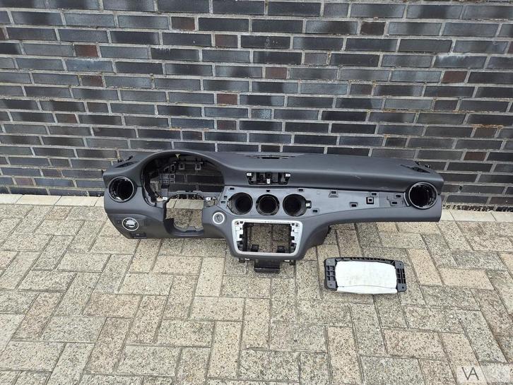 Mercedes A W176 / CLA W117 2013 - 2020 dashboard met airbag, Auto-onderdelen, Dashboard en Schakelaars, Mercedes-Benz, Gebruikt