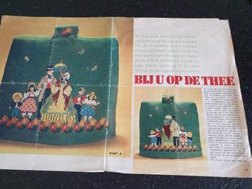 Vintage borduurpatronen marklap en theemuts beschikbaar voor biedingen