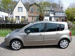 Renault Grand Modus 1.2 TCE 101pk Clima Cruise Trekhaak Hoge, Voorwielaandrijving, Euro 5, Gebruikt, 4 cilinders