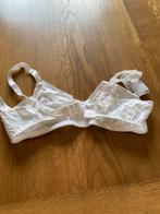 Sloggi bh maat 85B, Kleding | Dames, Positiekleding, Ophalen, Zo goed als nieuw, Wit, Lingerie of Zwemkleding