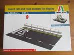 Guard rail and road section (Italeri 1/24), Hobby en Vrije tijd, Modelbouw | Figuren en Diorama's, Ophalen of Verzenden, Nieuw