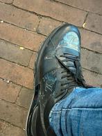 Louis vuitton run away, Ophalen of Verzenden, Zo goed als nieuw, Zwart
