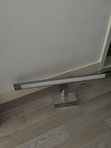 Chrome Wandlamp 60cm beschikbaar voor biedingen