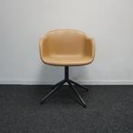 Muuto Fiber Design Stoelen | Draaibaar | Bruin Leer, Huis en Inrichting, Stoelen, Gebruikt, -, Ophalen of Verzenden, Metaal