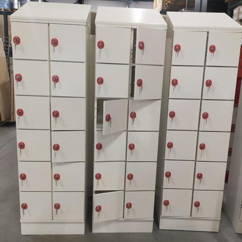 9x 12-deurs lockerkast Oostwoud - 220x60x30 cm, Huis en Inrichting, Kasten | Lockerkasten, Gebruikt, Ophalen