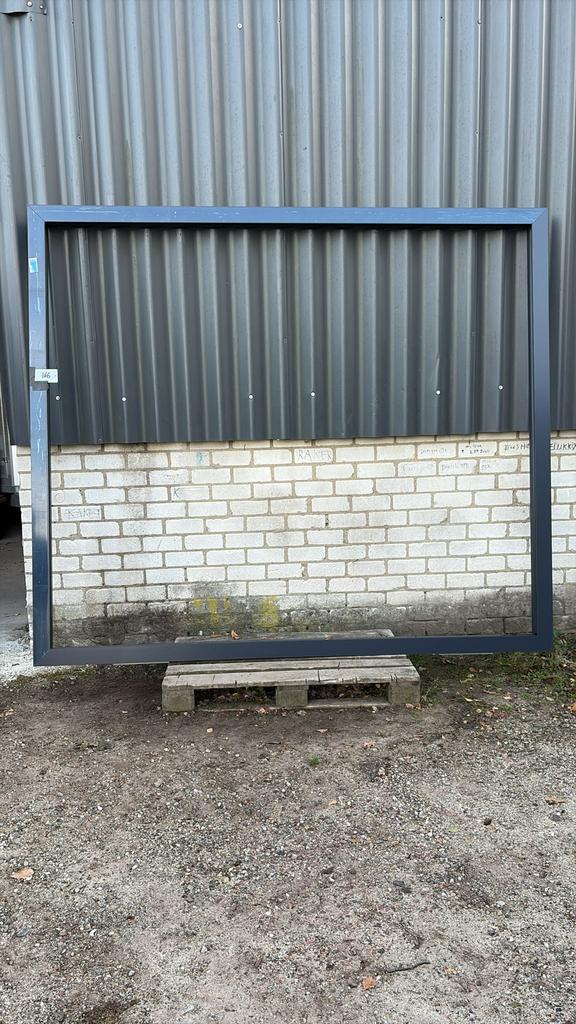 (166) Nieuw kunststof vast raamkozijn antraciet, Ophalen, Kunststof, Nieuw, 225 cm of meer