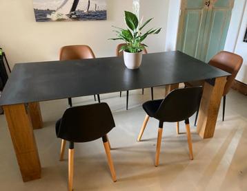 Industriële Stoere Tafel Metaal/Eiken beschikbaar voor biedingen