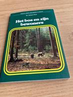 Boek Het bos en zijn bewoners, Boeken, Gelezen, Ophalen of Verzenden