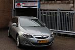 Opel Astra Sports Tourer 1.4 Turbo Sport (bj 2012), Auto's, Te koop, Zilver of Grijs, Geïmporteerd, 5 stoelen