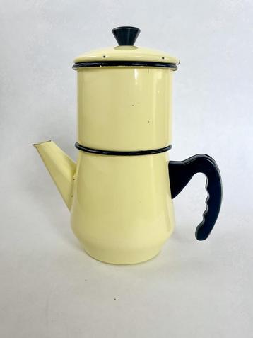 Jaren 50 emaille licht gele koffie maker beschikbaar voor biedingen