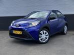Toyota Aygo X 1.0 VVT-i MT Play Apple CarPlay/Android Auto n, Stof, Gebruikt, Euro 6, 920 kg