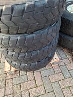 Banden met velgen, oa unimog, wagenbanden, Ophalen
