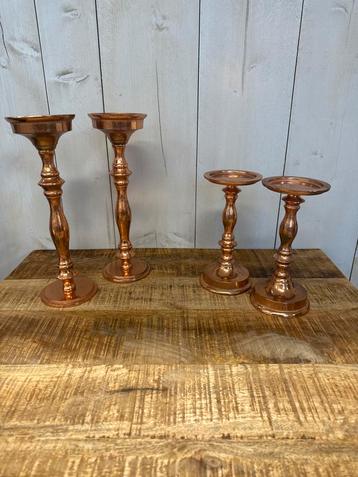 Rosé Gouden Kandelaars - Set van Twee beschikbaar voor biedingen