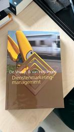 W. de Vries - Dienstenmarketingmanagement, Ophalen of Verzenden, Zo goed als nieuw, W. de Vries; P.J.C. van Helsdingen