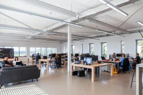Exclusieve eikenhouten design bureaus / tafels – Ontwerp Pie, Huis en Inrichting, Overige Huis en Inrichting, Gebruikt, Ophalen