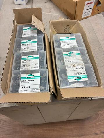 Asfaltnagels 3.0x20 - 15 Doosjes beschikbaar voor biedingen