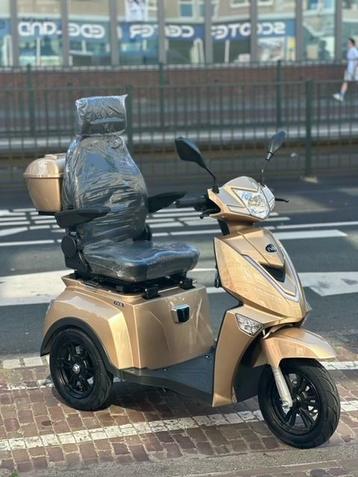 IVA Z1000 2025 Scootmobiel Met uitneembare accu beschikbaar voor biedingen