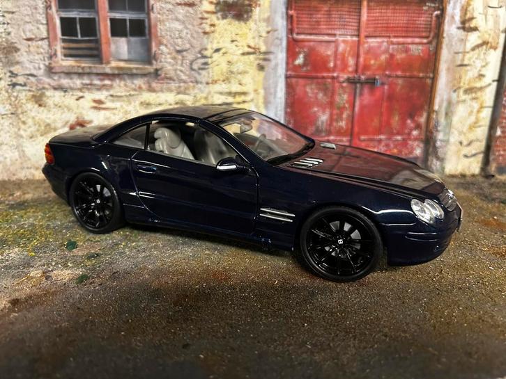 Partij / verzameling modelwagens, Hobby en Vrije tijd, Modelauto's | 1:18, Zo goed als nieuw, Maisto, Ophalen of Verzenden