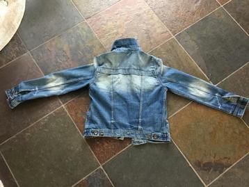 Spijkerjack beschikbaar voor biedingen