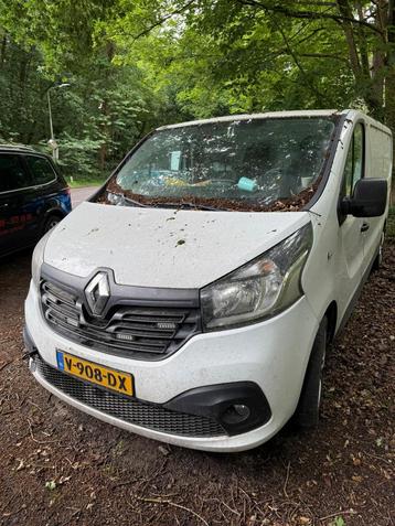 Renault Trafic 1.6 DCI 92KW 2017 | Motorschade beschikbaar voor biedingen