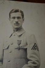 frankrijk  ww1 soldaat uniform medaille gevangene chemnitz, Ophalen of Verzenden, Overige soorten, Nederland, Foto of Poster