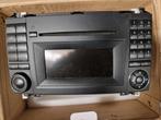Originele mercedes radio, Auto diversen, Autoradio's, Ophalen of Verzenden, Zo goed als nieuw