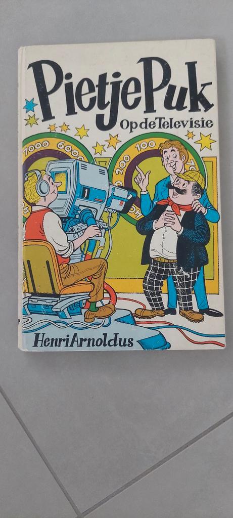 Pietje Puk Op de Televisie - Henri Arnoldus, Boeken, Kinderboeken | Jeugd | onder 10 jaar, Gelezen, Fictie algemeen, Ophalen of Verzenden