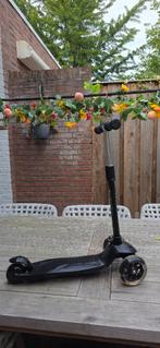 LifeGoods HappyStep - Kinderstep (met lichtgevende wielen), Fietsen en Brommers, Steps, Ophalen, Gebruikt, Overige typen, Lifegoods