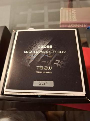 Boss TB-2W Tone Bender - Waza Craft Fuzz beschikbaar voor biedingen
