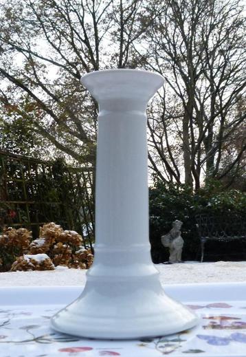 LIMOGES Elegant Gevormde Witte Porseleinen  Kandelaar beschikbaar voor biedingen