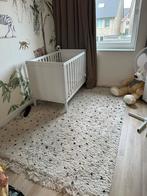 Vloerkleed met stippen, Huis en Inrichting, Stoffering | Tapijten en Kleden, Ophalen, 200 cm of meer, 200 cm of meer, Crème