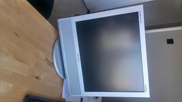 Samsung synchmaster 711 beschikbaar voor biedingen