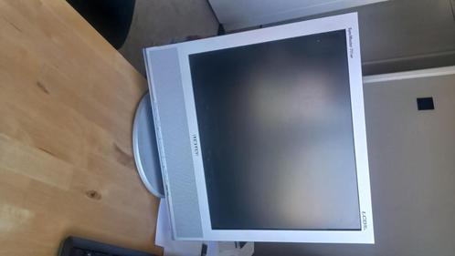Samsung synchmaster 711, Computers en Software, Monitoren, Zo goed als nieuw, HDMI, VGA, Ingebouwde speakers, Hoofdtelefoonaansluiting