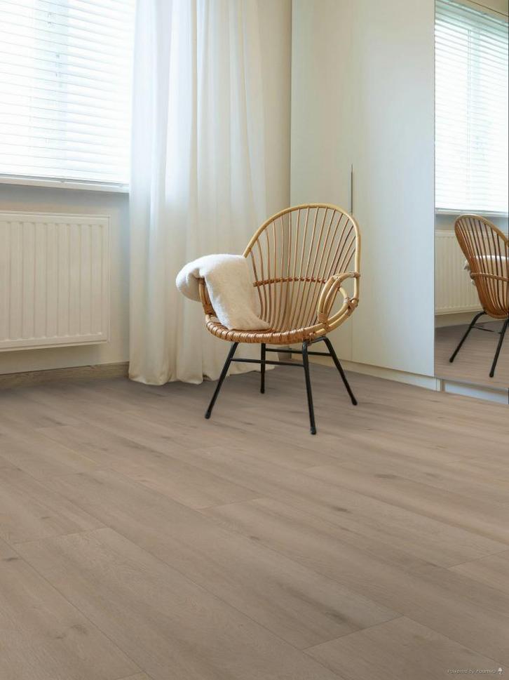 Laminaat vloer Hoomline Elite XL V4 Geul 6082, Doe-het-zelf en Verbouw, Vloerdelen en Plavuizen, Zo goed als nieuw, Laminaat, Hout