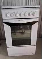 Indesit Fornuis - Vrijstaand - Gas, Gebruikt, Grill, Gas, 85 tot 90 cm