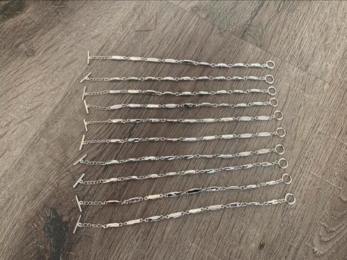 Partij 10 stuks zilverkleurige armbandjes A19, Sieraden, Tassen en Uiterlijk, Armbanden, Nieuw, Overige materialen, Zilver, Ophalen of Verzenden