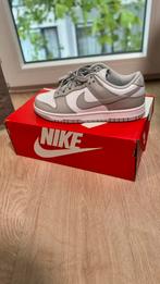 NIKE DUNK LOW RETRO WHITE/GREY FOG BLANC/GRIS GRENOUILLE, Kleding | Heren, Schoenen, Ophalen of Verzenden, Zo goed als nieuw, Wit
