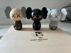 KAWS collectie 17 stuks, Antiek en Kunst, Kunst | Designobjecten, Ophalen