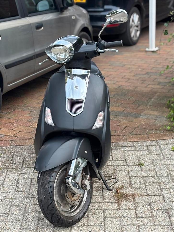 Scooter 4takt, Fietsen en Brommers, Scooters | Piaggio, Gebruikt, Overige modellen, Ophalen