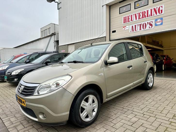 Dacia Sandero 1.6 Lauréate | Airco | Trekhaak | LMV | Elekt, Auto's, Dacia, Bedrijf, Te koop, Sandero, ABS, Airbags, Airconditioning