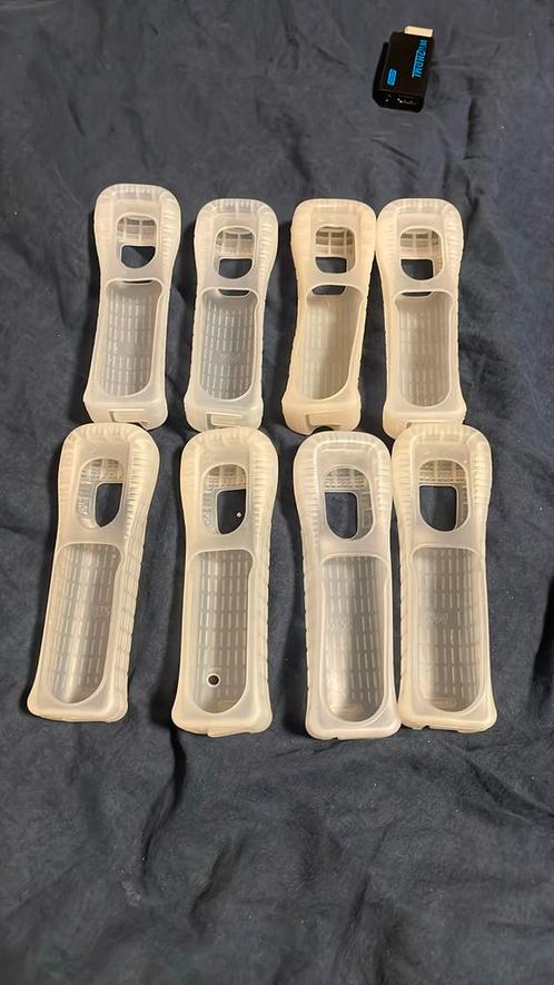 Wii controller hoesjes siliconen, Spelcomputers en Games, Games | Nintendo Wii, Zo goed als nieuw, 3 spelers of meer, Vanaf 3 jaar