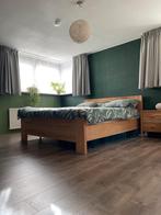 Bed 2.1m lang + nachtkastjes+ bedbodems, Huis en Inrichting, Ophalen, Zo goed als nieuw, Tweepersoons