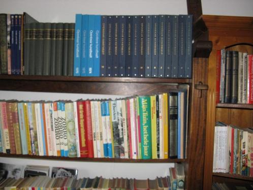 Openbaar Kunstbezit nummer 1. en 4 tot nummer 16 etc., Boeken, Film, Tv en Media, Zo goed als nieuw, Overige typen, Verzenden